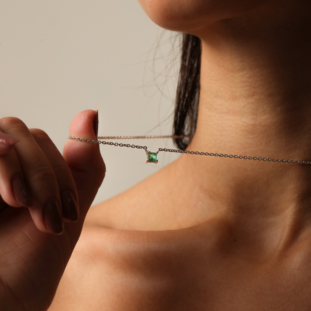 Colar Haal Carre Esmeralda 4x4mm - Prata 925